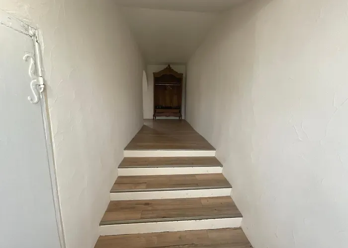 L De La Petillerie Apartamento